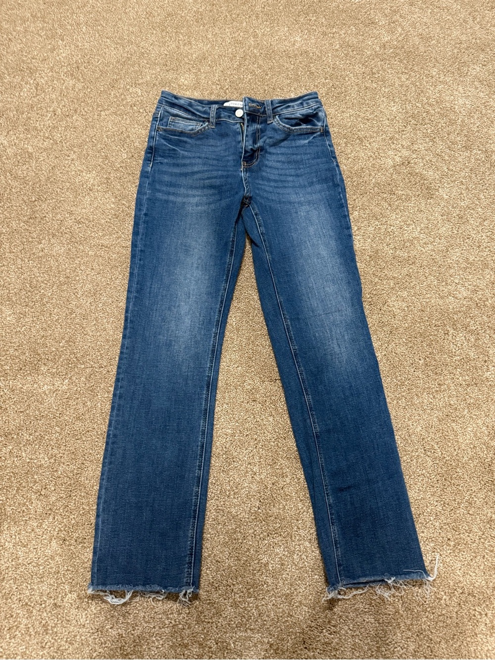 Straight-Leg Jeans in Medium Blue